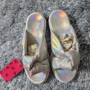 Juicy Couture Irridescent Silver J Unicorn Lug Sole Knot Detail Slides
